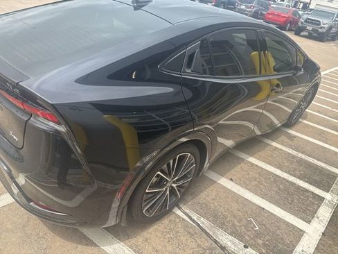 Used 2024 Toyota Prius XLE image 6