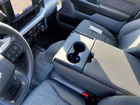 New 2026 Ford F250 XL w/ XL Chrome Package image 9