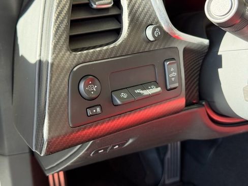 Used 2016 Chevrolet Corvette Z06 w/ 3LZ Preferred Equipment Group image 24