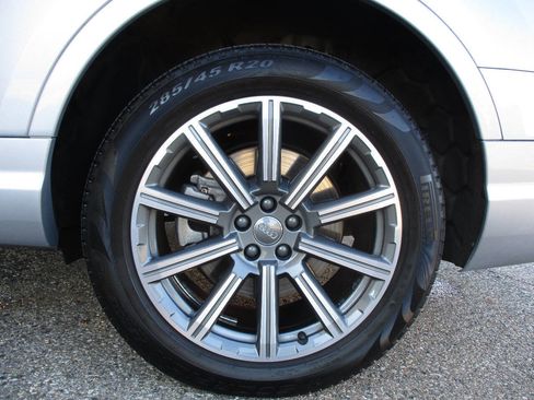 Used 2018 Audi Q7 3.0T Prestige w/ Prestige Package image 50