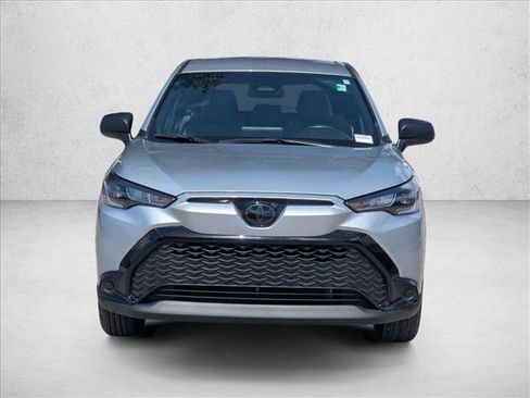 Used 2024 Toyota Corolla Cross AWD Hybrid image 2