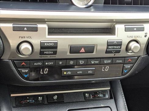 Used 2016 Lexus ES 350 w/ Premium Package w/Wood Trim image 18