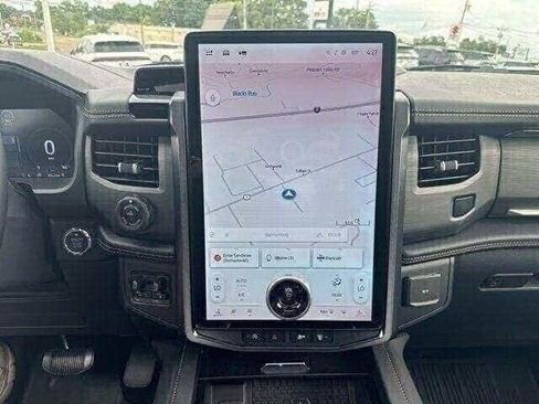 Used 2024 Ford Expedition Max Platinum image 36