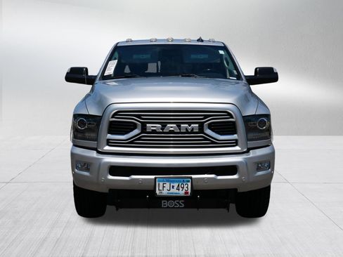 Used 2018 RAM 2500 Laramie w/ Sport Appearance Group AWD/4WD image 2