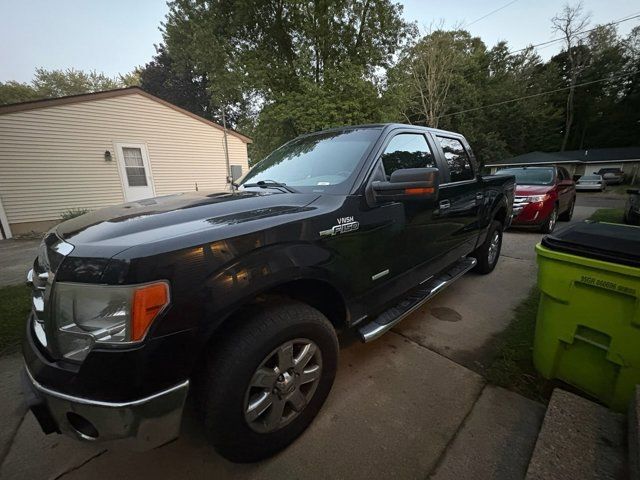 Used 2013 Ford F150 XLT w/ Luxury Equipment Group AWD/4WD image 3