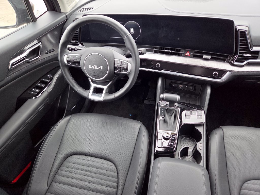 Used 2025 Kia Sportage SX FWD image 29