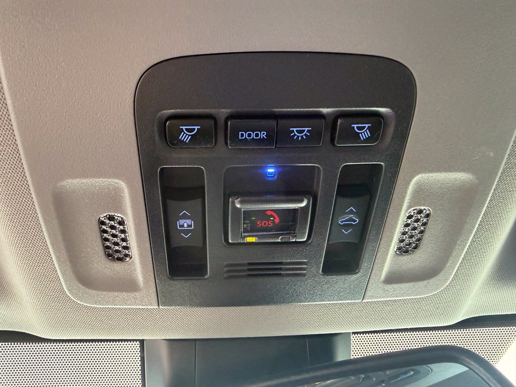 Used 2022 Toyota Camry XSE w/ Navigation Package FWD image 50