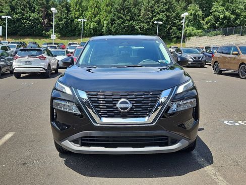 Certified 2023 Nissan Rogue SV AWD/4WD image 2