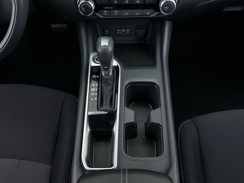 Used 2025 Nissan Sentra SV image 13