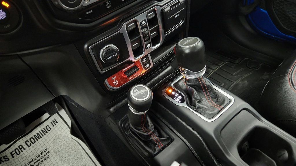 Used 2021 Jeep Gladiator Rubicon w/ LED Lighting Group AWD/4WD image 15