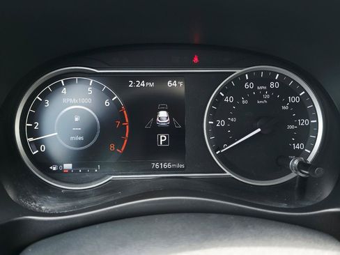 Used 2019 Nissan Kicks SR w/ SR Premium Package FWD image 23