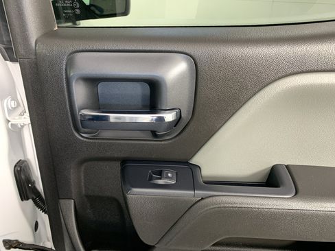 Used 2019 Chevrolet Silverado 2500 W/T AWD/4WD image 33