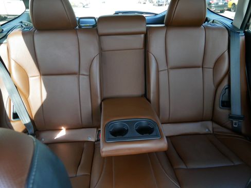 Used 2024 Subaru Outback Touring AWD/4WD image 13