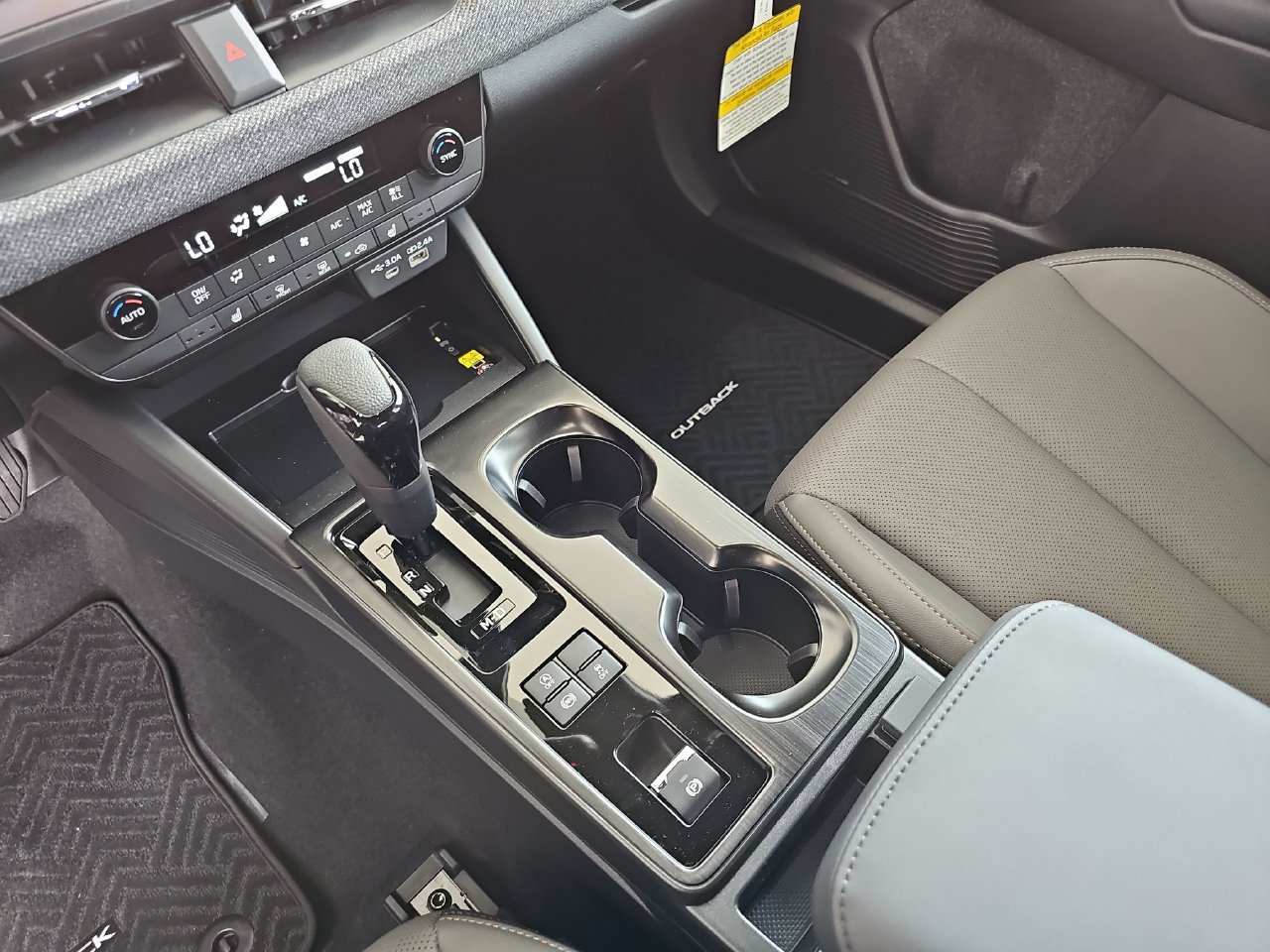 New 2026 Subaru Outback Limited AWD/4WD image 26
