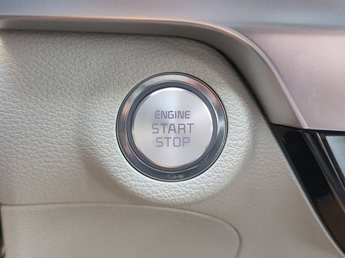 Certified 2025 Kia Telluride S FWD image 29