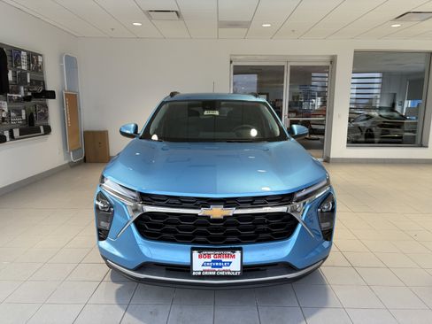 New 2026 Chevrolet Trax LT image 7