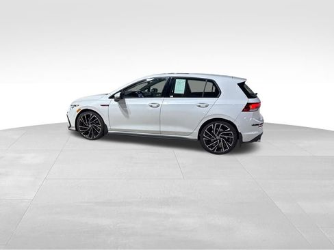 Used 2023 Volkswagen GTI Autobahn image 9