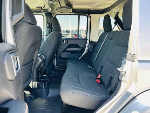 Used 2020 Jeep Wrangler Unlimited Sahara w/ Uconnect 4C Nav & Sound Group image 22