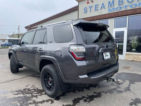 Used 2020 Toyota 4Runner SR5 image 5