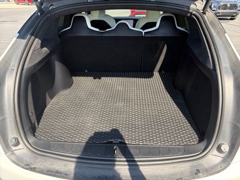 Used 2021 Tesla Model X Long Range AWD/4WD image 23