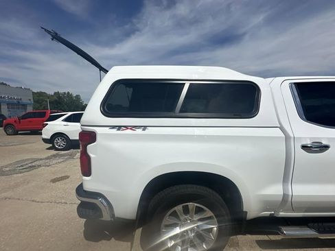 Used 2021 Chevrolet Silverado 1500 LTZ AWD/4WD image 44