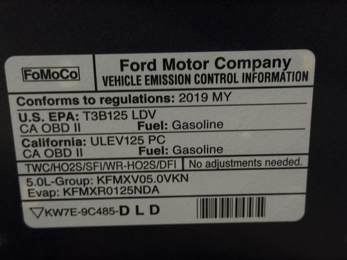 Used 2019 Ford Mustang GT Premium w/ Equipment Group 401A RWD image 33