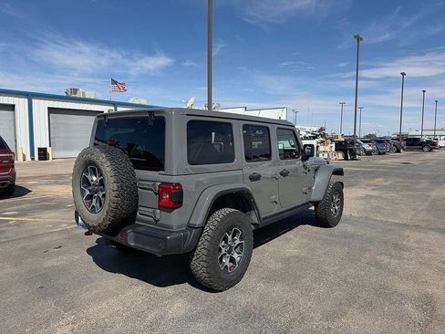 Used 2022 Jeep Wrangler Unlimited Rubicon w/ LED Lighting Group image 7