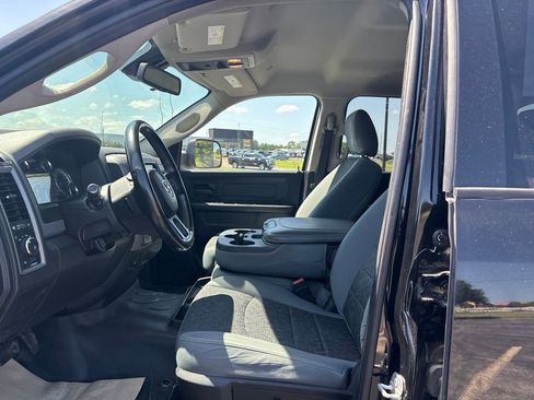 Used 2019 RAM 1500 Express w/ Wheel & Sound Group AWD/4WD image 9