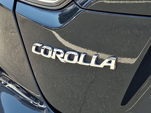 Used 2023 Toyota Corolla SE w/ Carpet Mat Package (TMS) FWD image 31