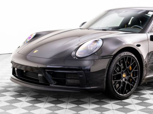 Used 2023 Porsche 911 Carrera GTS image 35