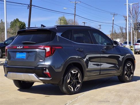 Used 2024 Kia Seltos SX w/ SX Sunroof Package image 6