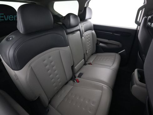 Used 2024 Kia EV9 Wind AWD/4WD image 5