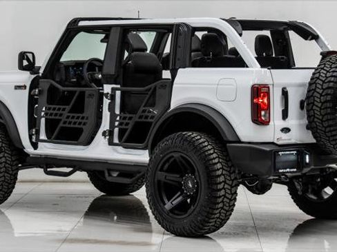 Used 2025 Ford Bronco 4-Door image 14