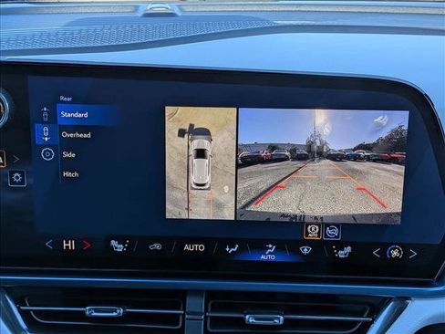 New 2026 Chevrolet Equinox EV LT image 12