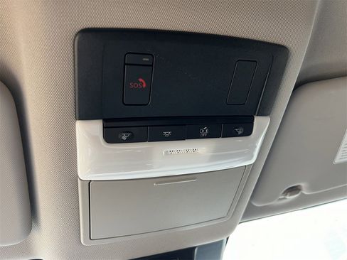 Certified 2024 Nissan Rogue SV image 19