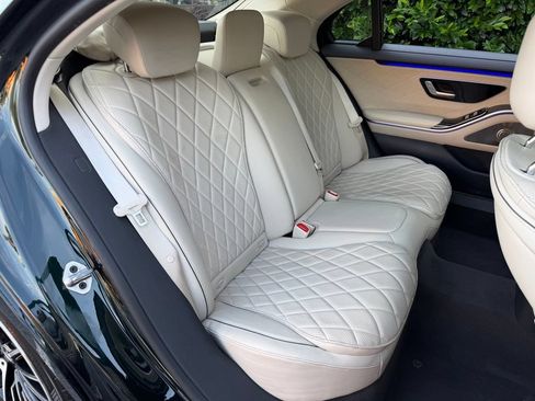 Used 2023 Mercedes-Benz S 580 4MATIC Sedan image 38