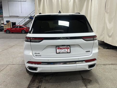 Used 2023 Jeep Grand Cherokee Overland image 4