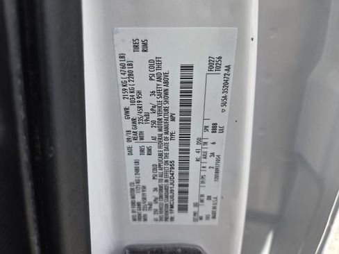 Certified 2018 Ford Escape Titanium w/ Ford Safe & Smart Package FWD image 21