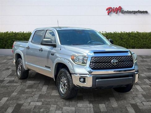 Used 2019 Toyota Tundra SR5 w/ SR5 Upgrade Package AWD/4WD image 6