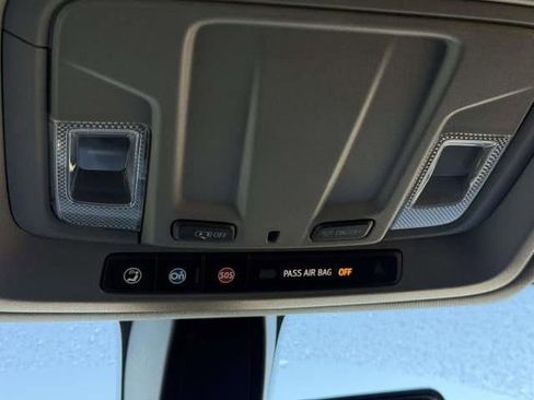 Used 2021 Chevrolet Silverado 1500 Custom image 28