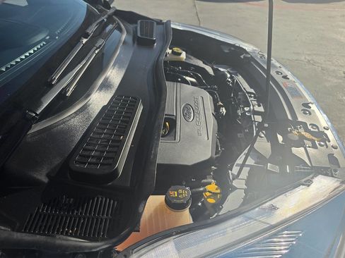 Used 2018 Ford Escape SE w/ SE Sync 3 Package AWD/4WD image 47