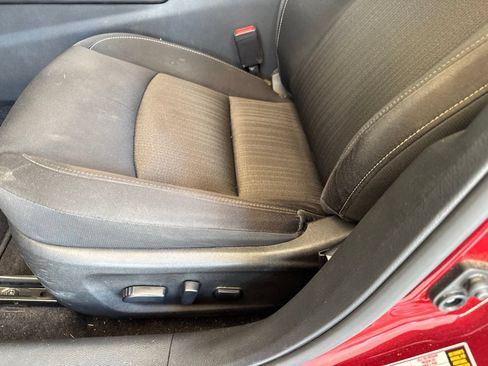 Used 2024 Nissan Altima 2.5 SV w/ SV Premium Package FWD image 6
