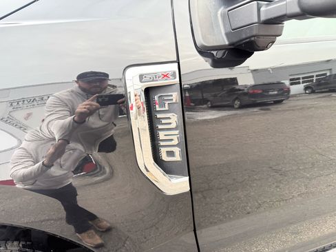 Used 2020 Ford F350 XL w/ STX Appearance Package image 6