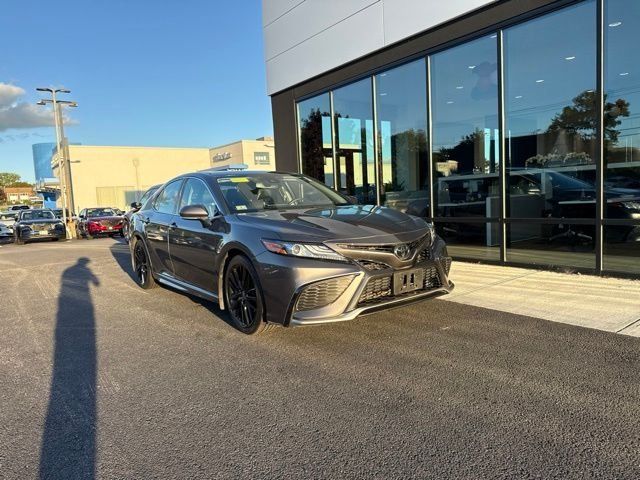 Used 2021 Toyota Camry XSE AWD/4WD image 1