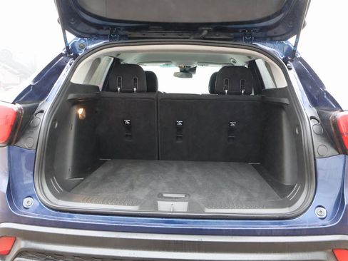 Used 2024 Chevrolet Trax LS w/ LS Convenience Package image 18