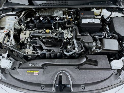 Used 2024 Toyota Corolla LE FWD image 27