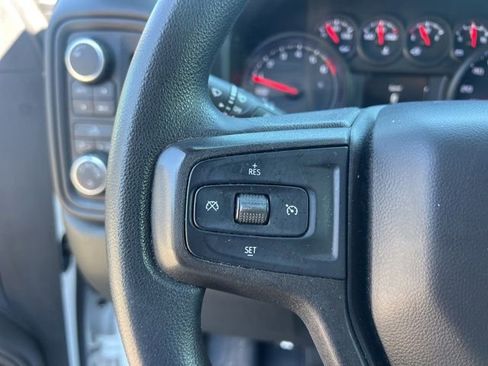 Used 2020 Chevrolet Silverado 1500 Custom w/ Custom Value Package AWD/4WD image 22