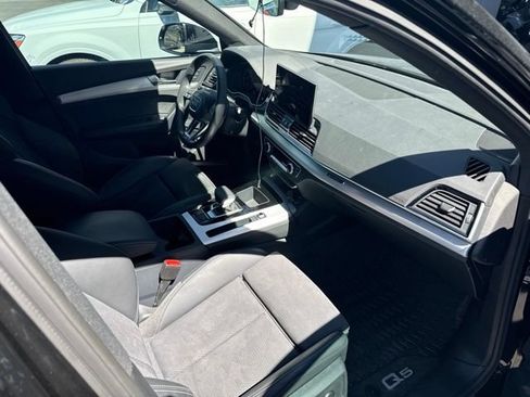 Certified 2024 Audi Q5 e Premium Plus AWD/4WD image 17
