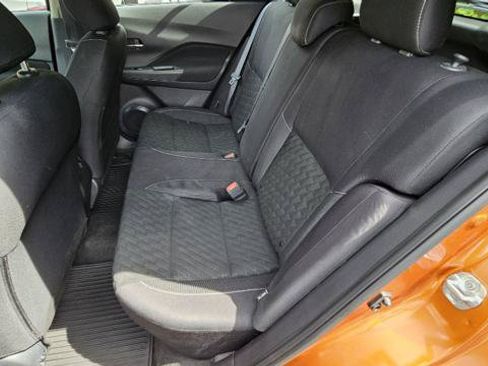 Used 2021 Nissan Kicks SV FWD image 31