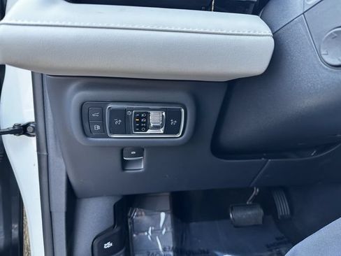 Certified 2024 Lincoln Nautilus Premier AWD/4WD image 29